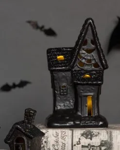 Beleuchtete Glitzer Spukendes Geisterhaus Deko -Günstiger Karneval Universum Shop spooky glitter geisterhaus deko mit led spooky glitter light up haunted house halloween spukhaus deko 53049 2